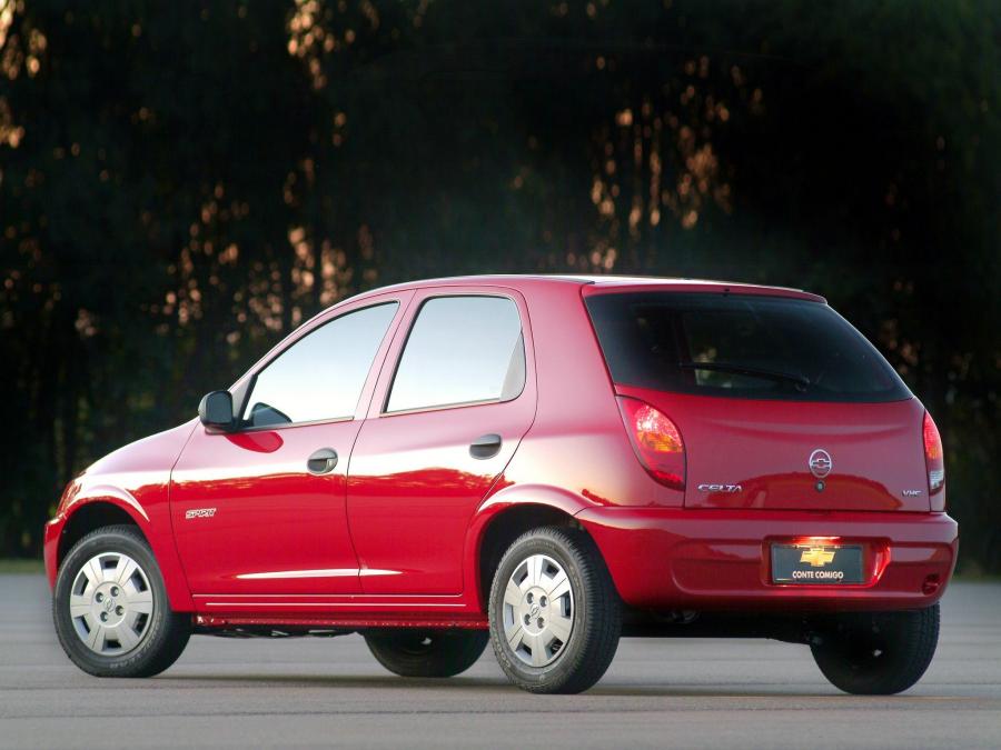  Chevrolet Celta 5-Door 2002 года  (фото 7 из 8)